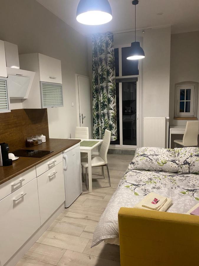 Przytulna Kawalerka 10Min Pieszo Od Dworca/Galerii Appartement Katowice Buitenkant foto